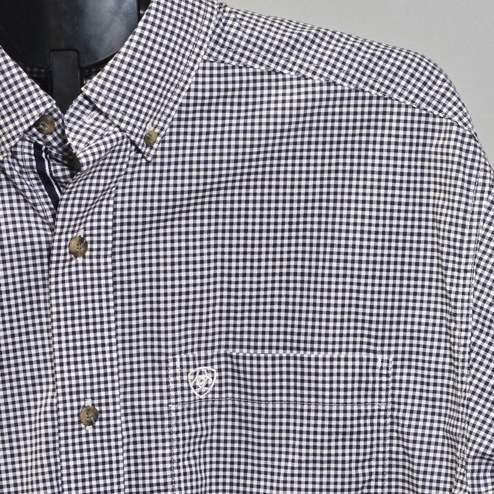 Ariat Pro Series Men's Navy/White Long Sleeved Button Down Shirt SIZE L Stretch